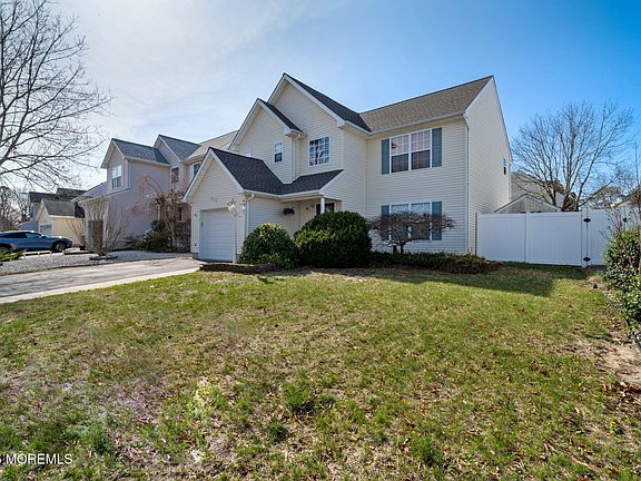 2nd image of 16 Lena Court