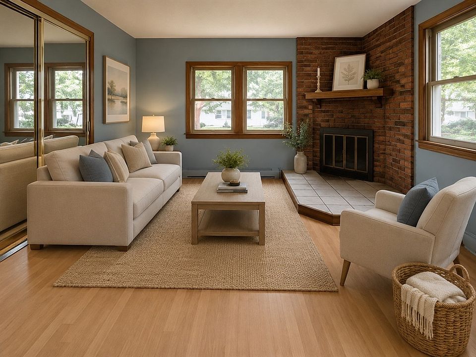 1st image of 6 Oak Dr