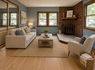 6 Oak Dr, Oxford, MA 01540
