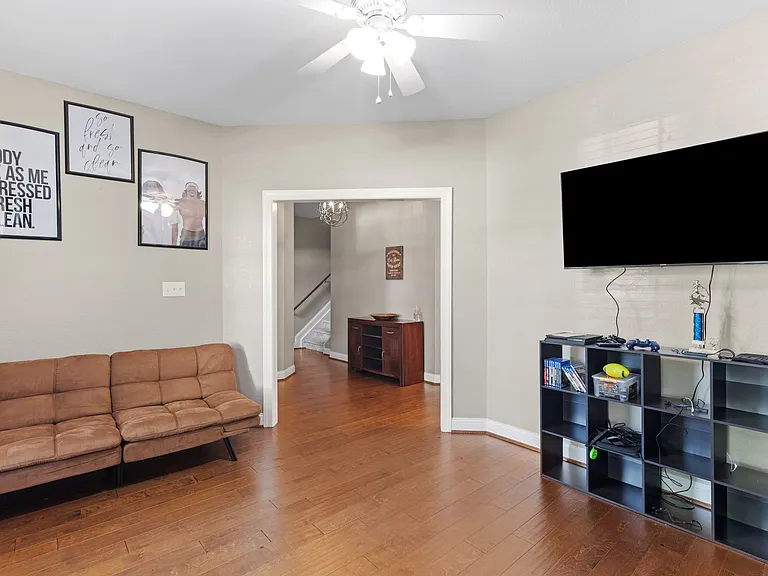 4581 Totteridge Ln — Photo 13