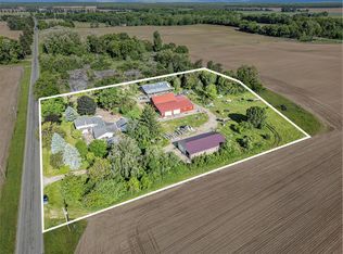 19146 Fairchild Rd, Constantine, MI 49042