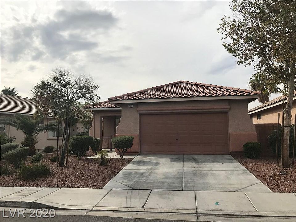 1st image of 2631 Spruce Creek Dr