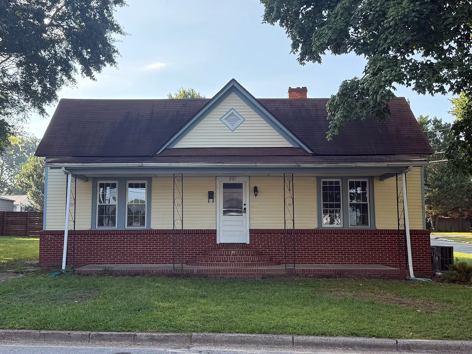 2 bed, 1232 sqft, $1,595 — Photo 1