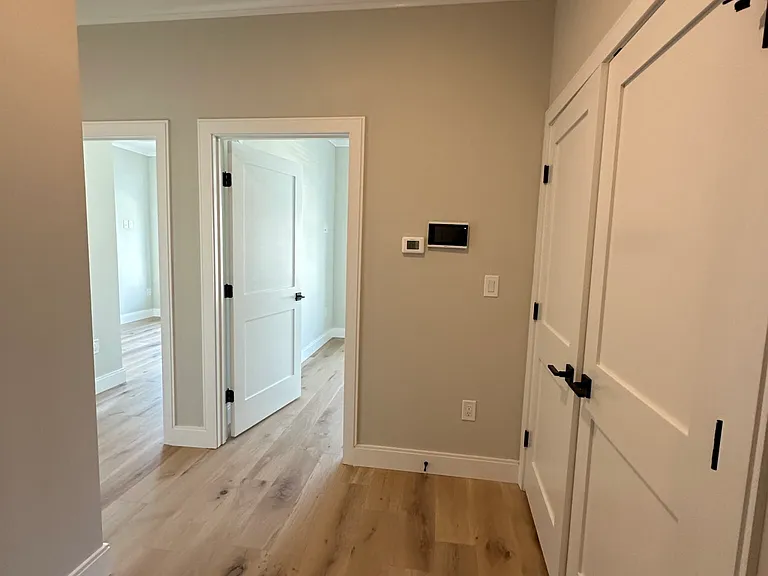 157 Everett St #306E — Photo 6