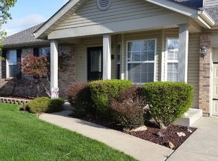 61 McClay Trail Dr, Saint Peters, MO 63376