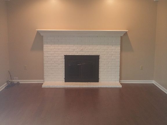 5th image of 214 Meadow Creek Dr
