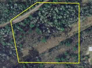 Kitchen Rd, Cheboygan, MI 49721