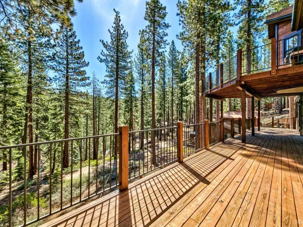 2400 Sierra House Trl, South Lake Tahoe, CA 96150