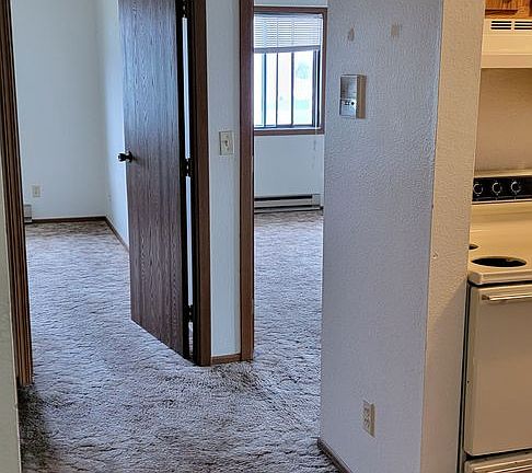3rd image of 166 22nd St NW APT 302