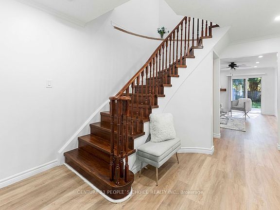 4th image of 4053 Trapper Cres