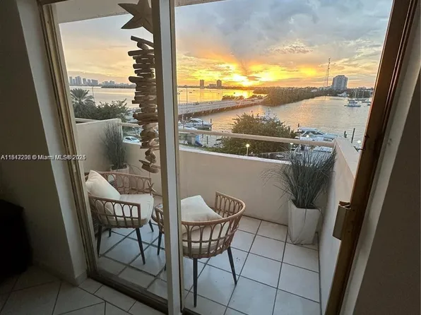 7904 West Dr APT 407, North Bay Village, FL 33141