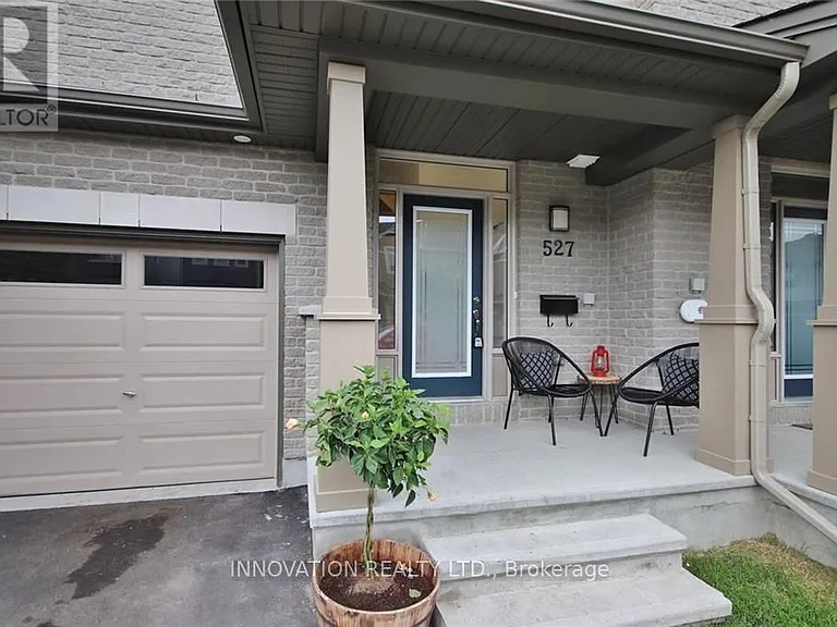 527 Rioja St — Photo 2