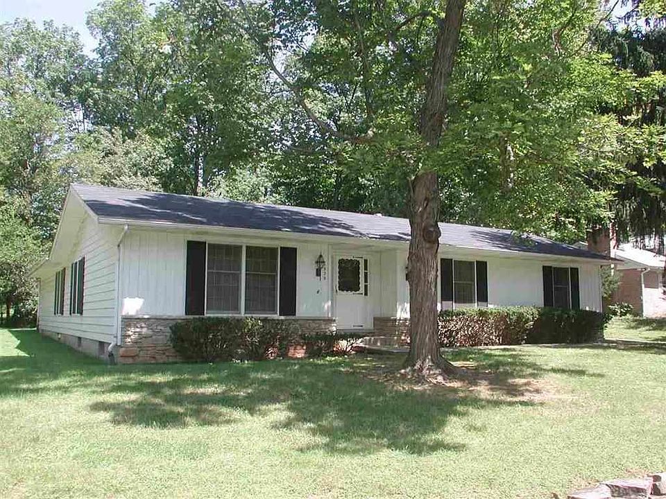 1st image of 1929 E Southdowns Dr