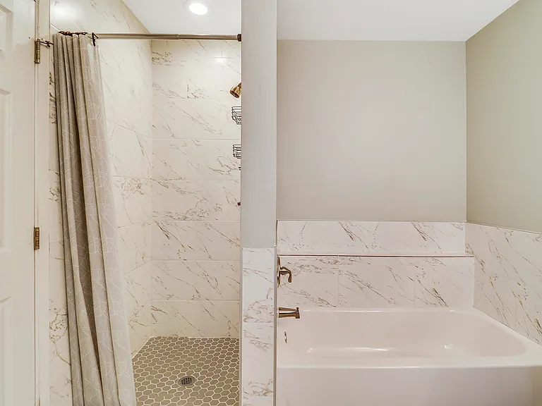 4881 McGill St — Photo 28