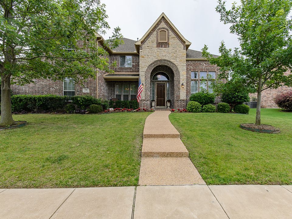 1st image of 336 Shady Oaks Dr