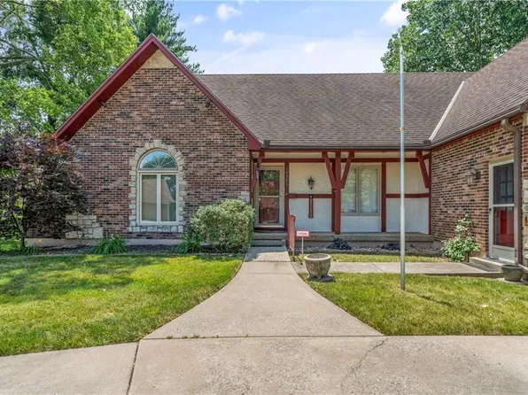 10501 E 57th Pl, Raytown, MO 64133