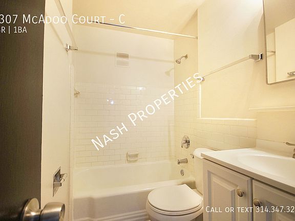3rd image of 4307 McAdoo Ct APT C