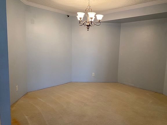 Dining room off Living Room.