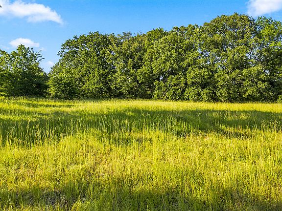 2nd image of 610 County Road 2040
