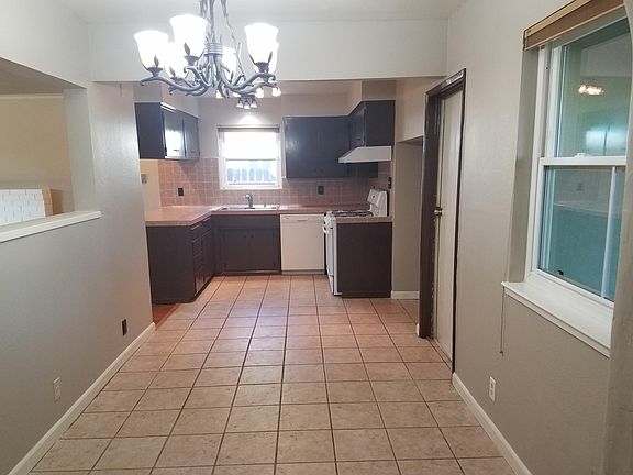 3rd image of 3693 Redding Ave