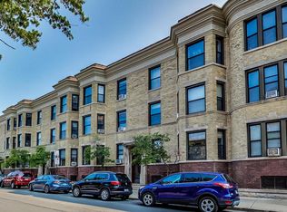 747 W Wellington Ave #3, Chicago, IL 60657