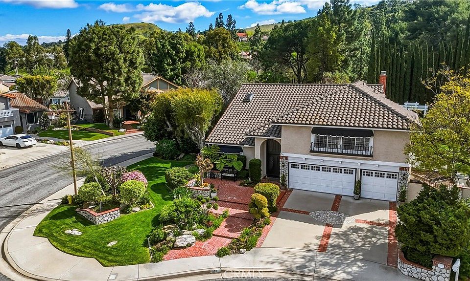 1st image of 980 S Rutgers Cir