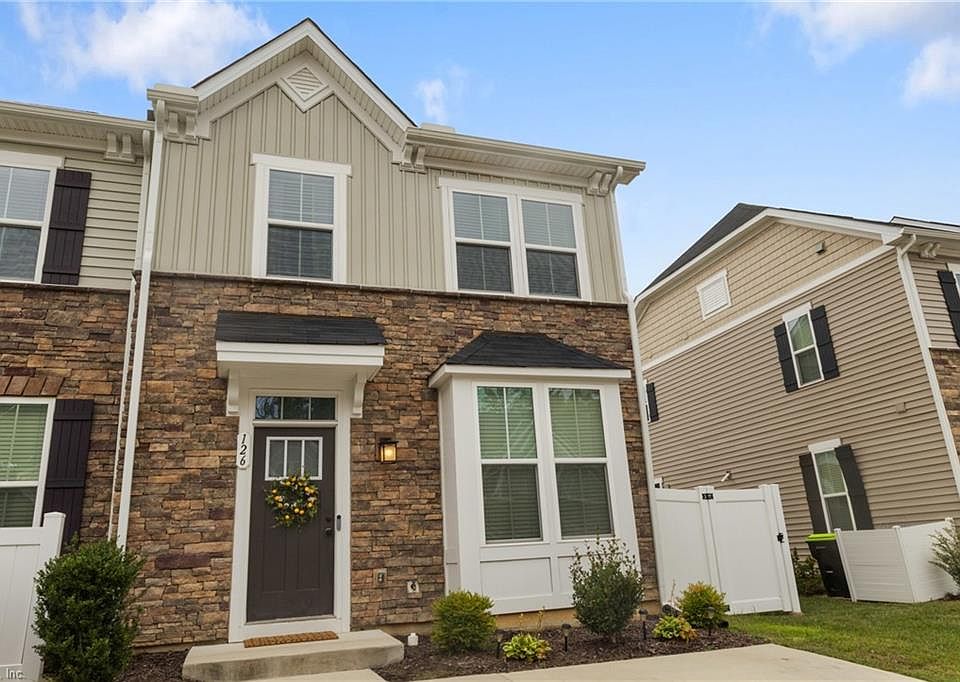 1st image of 126 Capeside Ct