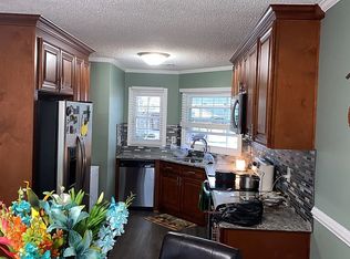 5792 Pepperbush Dr, Fayetteville, NC 28304