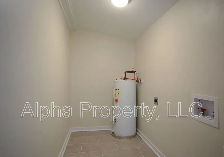 407 S Florida Ave — Photo 31