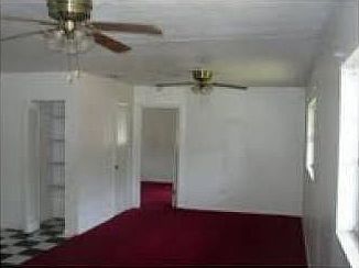 4th image of 10705 N 11th St