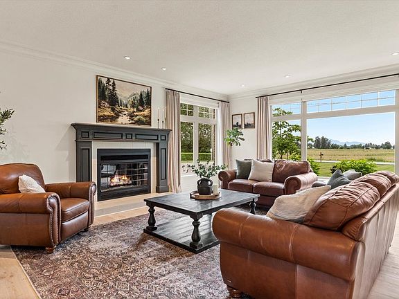 5th image of 9808 Chapman Rd