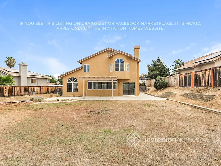 27451 Echo Canyon Ct — Photo 17