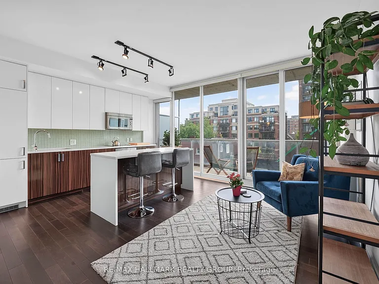 300 Lisgar St #407 — Photo 4