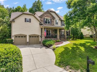 108 Castle Garden St, Cary, NC 27513