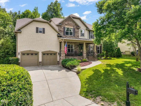 108 Castle Garden St, Cary, NC 27513