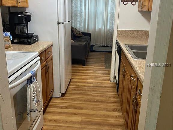 5th image of 400 Wm Hilton Pkwy #39