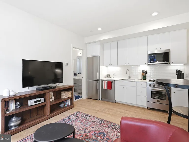 1775 Swann St NW #102 — Photo 1
