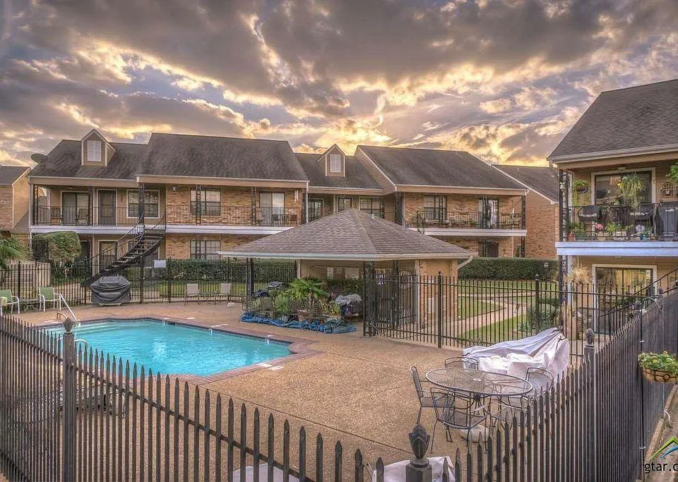 400 W South Town Dr #107