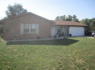 1413 Davidson Ct, Auburn, IN