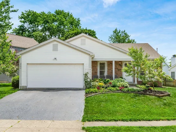 2992 Stone Mountain Dr, Pickerington, OH 43147