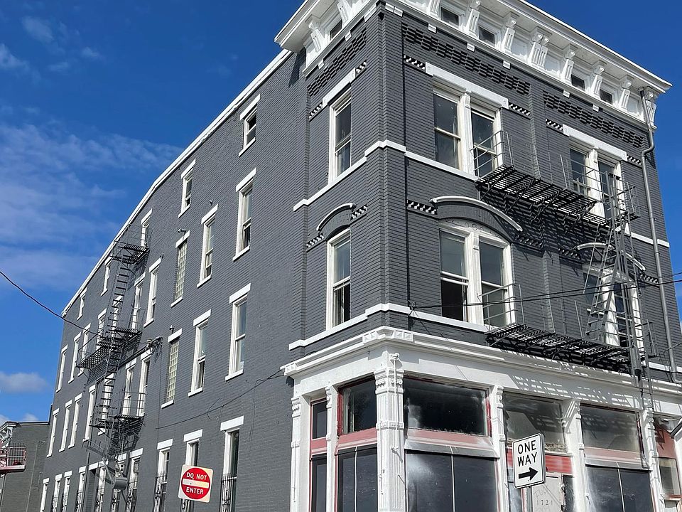1st image of 1721 Baymiller St #4A
