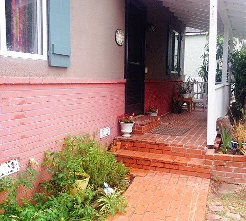 2nd image of 8723 Bleriot Ave
