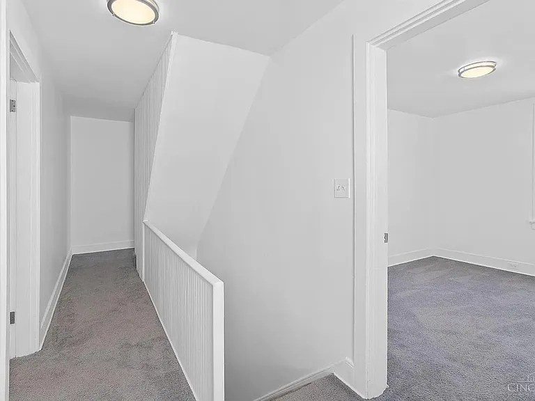 3518 Hudson Ave — Photo 15