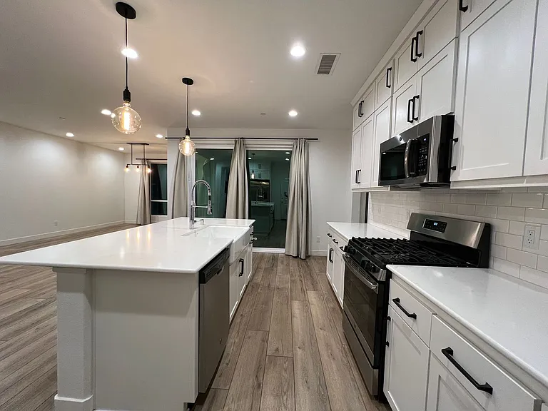 4366 Redrock Dr — Photo 10