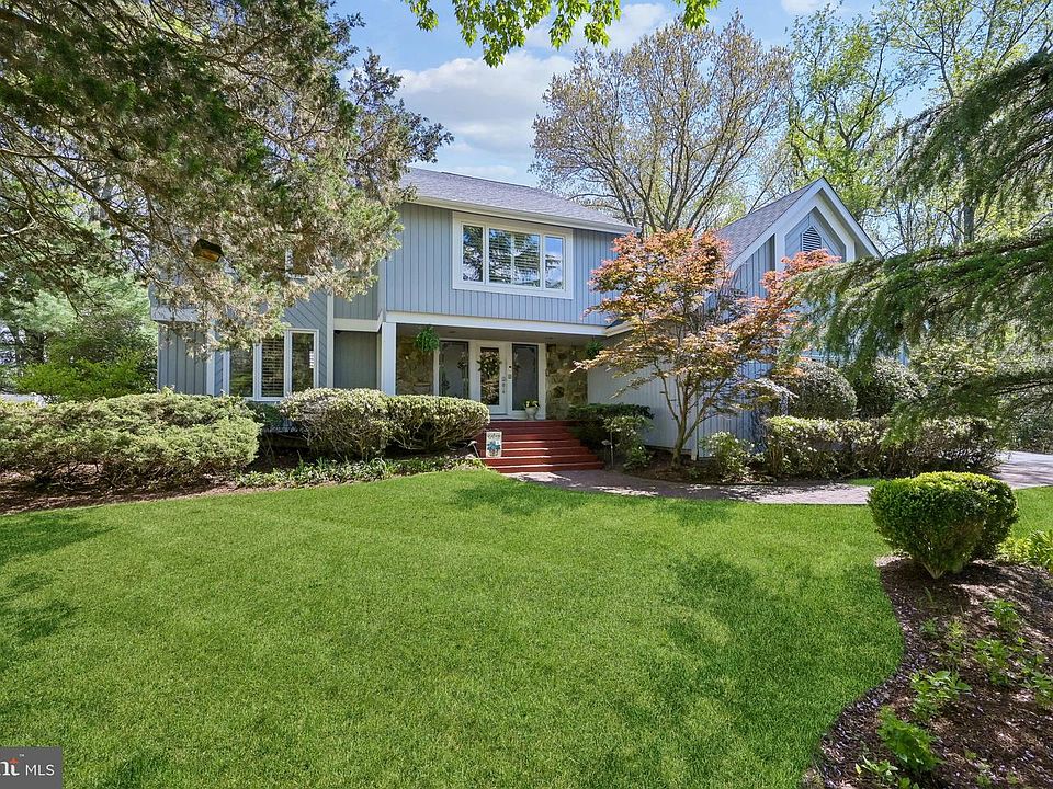 1st image of 11 Rancocas Ln