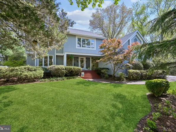 11 Rancocas Ln, Medford, NJ 08055