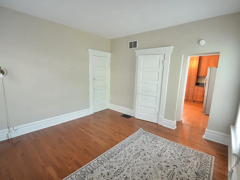 430 King Ave #B — Photo 9