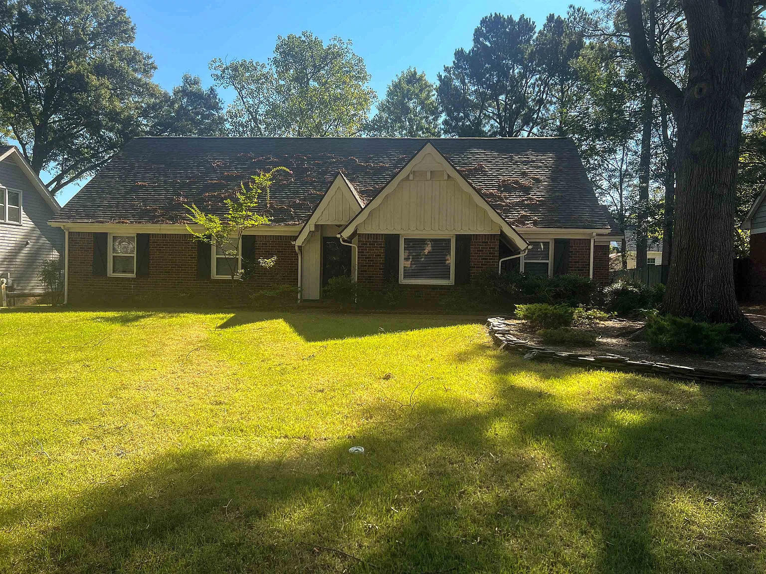 5 bed, 3.0 bath, 2543 sqft, $3,100 — Photo 1