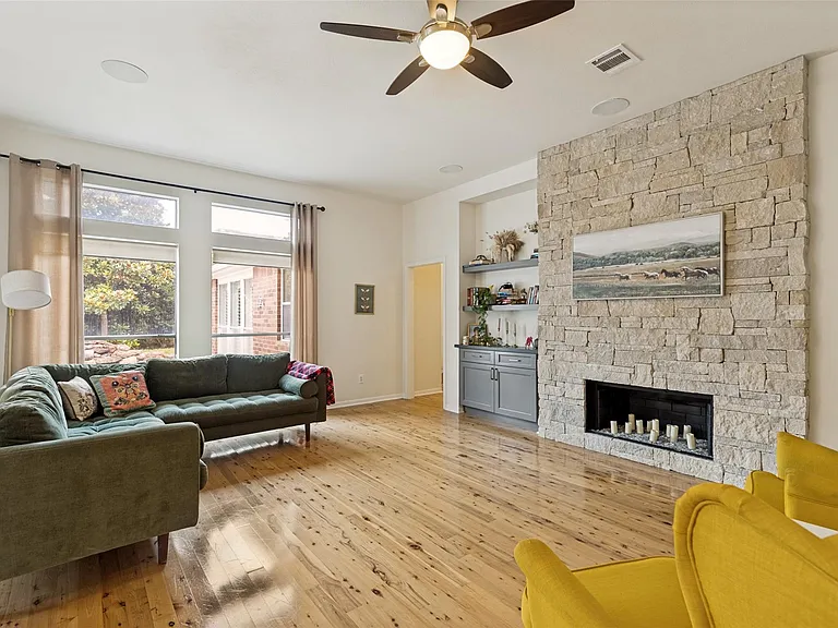 1734 Heddon Falls Dr — Photo 9