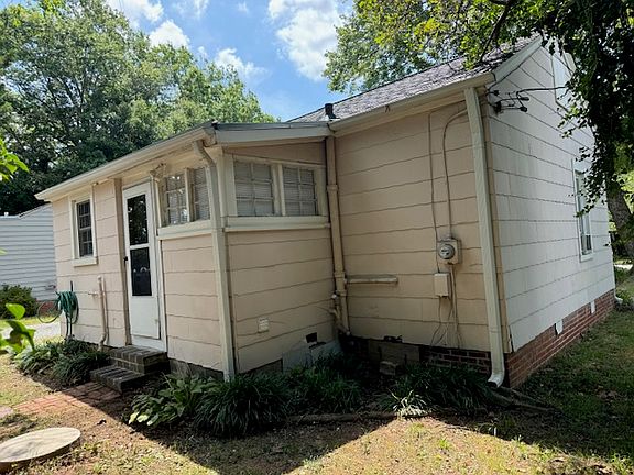 Exterior/back side